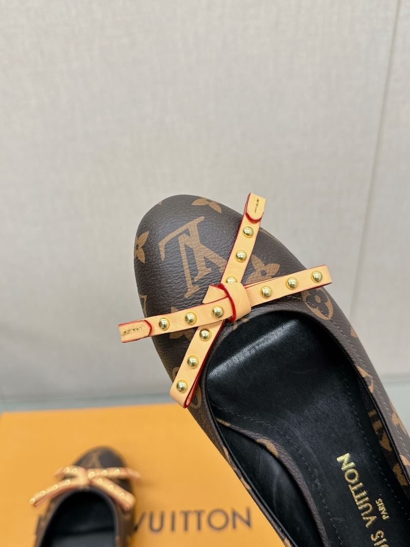 Louis Vuitton Flat Shoes